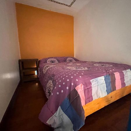 Hostal Café Tiana Latacunga Kültér fotó