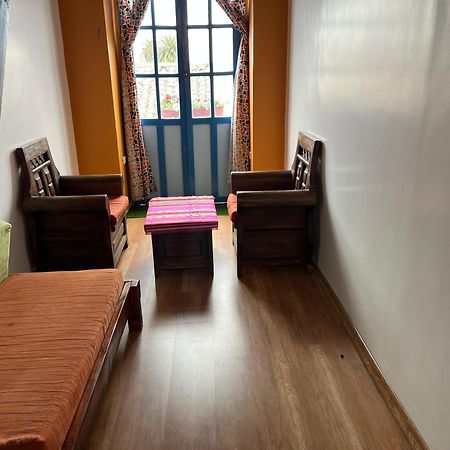 Hostal Café Tiana Latacunga Kültér fotó