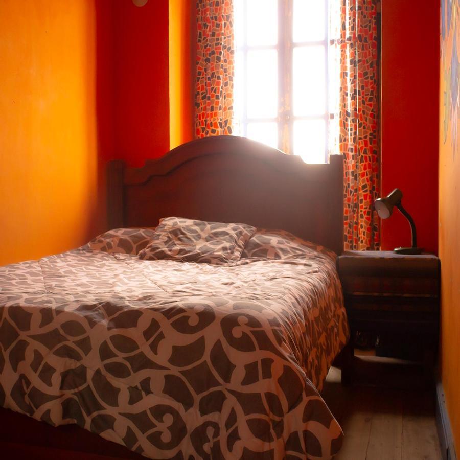 Hostal Café Tiana Latacunga Szoba fotó