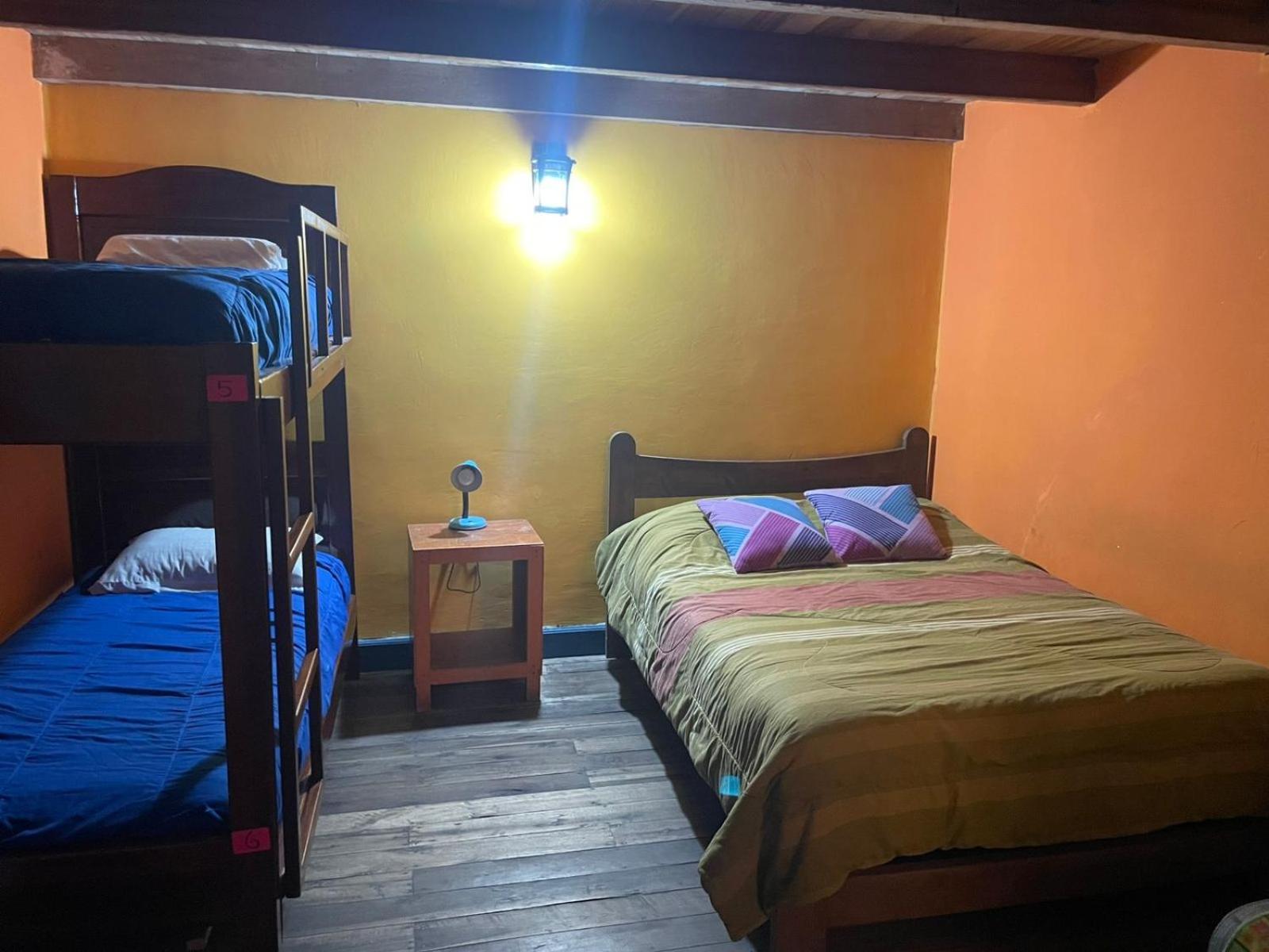 Hostal Café Tiana Latacunga Kültér fotó
